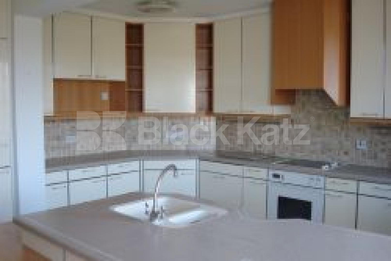 			New Instruciton, 3 Bedroom, 1 bath, 1 reception Flat			 Glouster Avenue, PRIMEROSE HILL